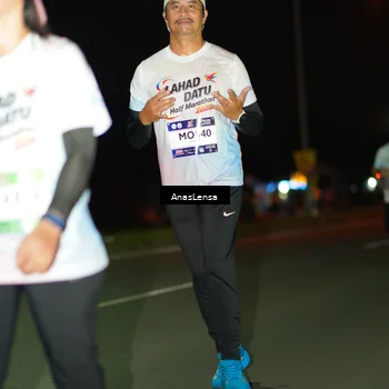 Runner Photo 7647541