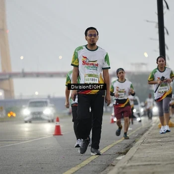 Runner Photo 7647547