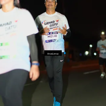 Runner Photo 7647550