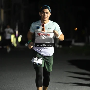 Runner Photo 7647562
