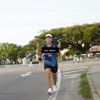 Runner Photo 7647573
