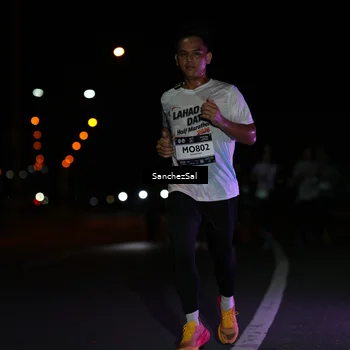 Runner Photo 7647608