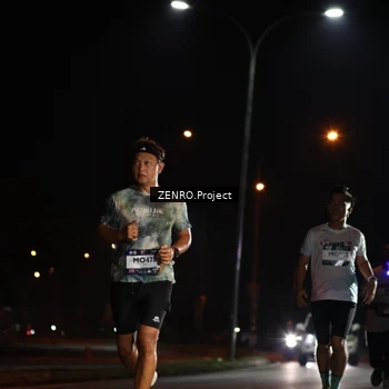 Runner Photo 7647616