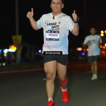 Runner Photo 7647620
