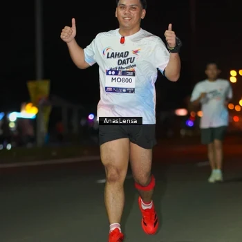 Runner Photo 7647622