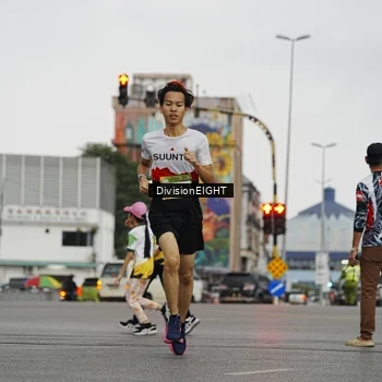 Runner Photo 7647626