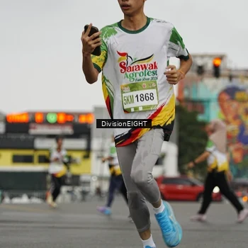 Runner Photo 7647635