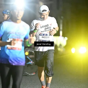 Runner Photo 7647670
