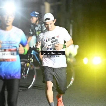 Runner Photo 7647672