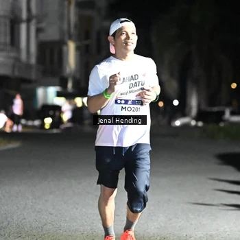 Runner Photo 7647674