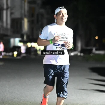 Runner Photo 7647686