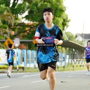 Runner Photo 7647698