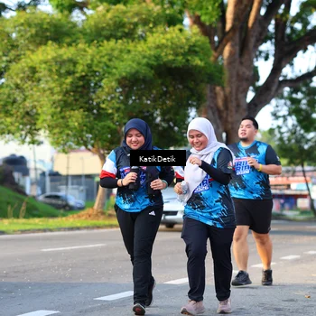 Runner Photo 7647708