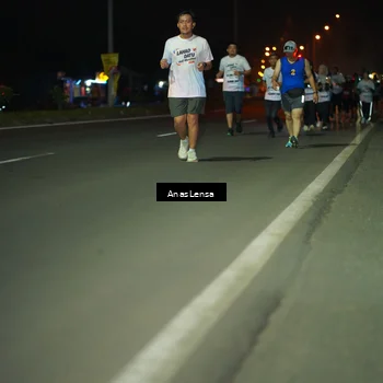 Runner Photo 7647713