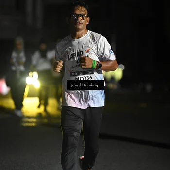 Runner Photo 7647714