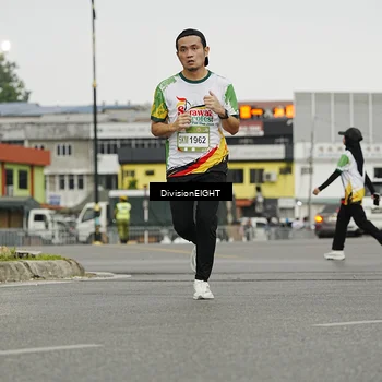 Runner Photo 7647740