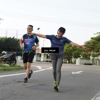 Runner Photo 7647745