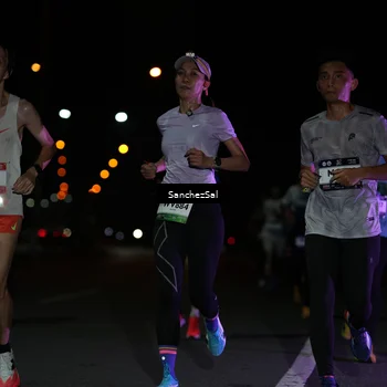 Runner Photo 7647747