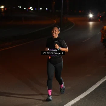 Runner Photo 7647765