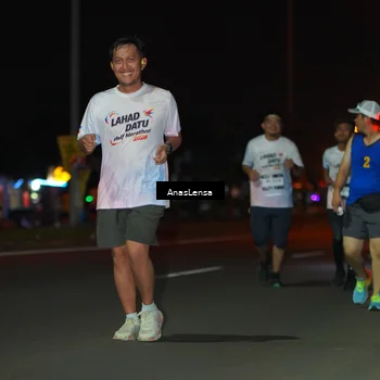 Runner Photo 7647767
