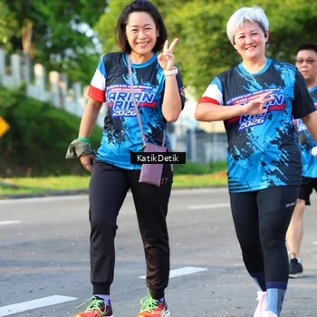 Runner Photo 7647774