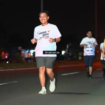 Runner Photo 7647775
