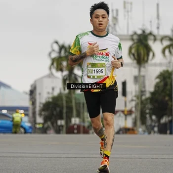 Runner Photo 7647792