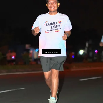 Runner Photo 7647801