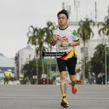 Runner Photo 7647810