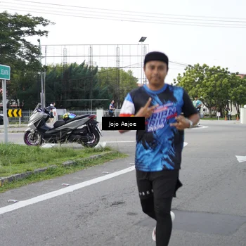 Runner Photo 7647812