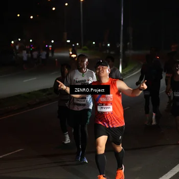 Runner Photo 7647816