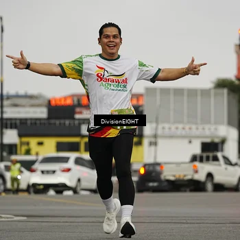 Runner Photo 7647827