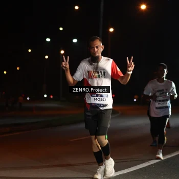 Runner Photo 7647829