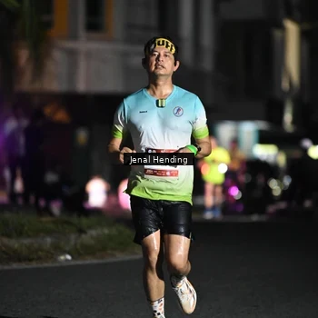 Runner Photo 7647832