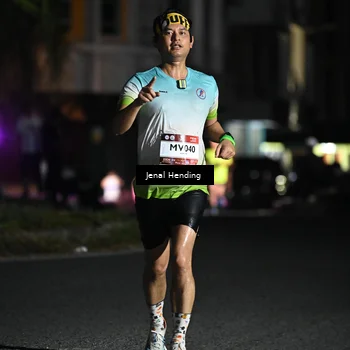Runner Photo 7647848