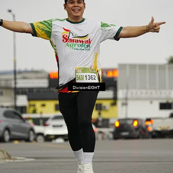 Runner Photo 7647853