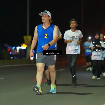 Runner Photo 7647861