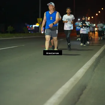 Runner Photo 7647864