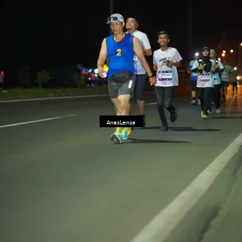 Runner Photo 7647867