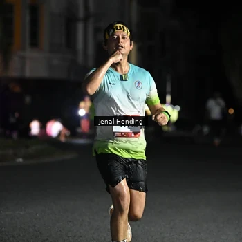 Runner Photo 7647870