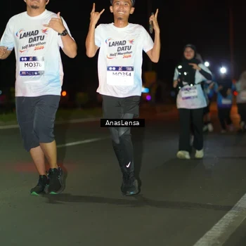 Runner Photo 7647881