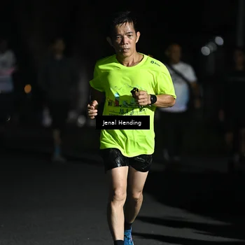 Runner Photo 7647889