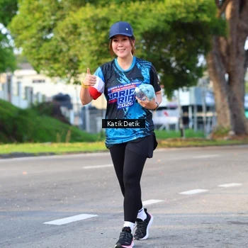 Runner Photo 7647897