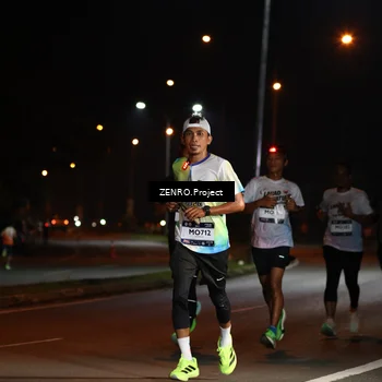 Runner Photo 7647901