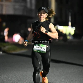 Runner Photo 7647912