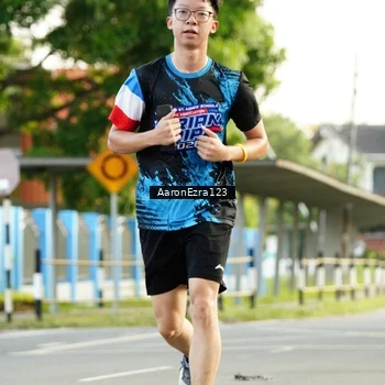 Runner Photo 7647928