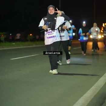 Runner Photo 7647937