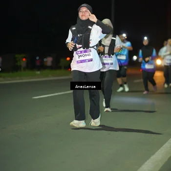 Runner Photo 7647947