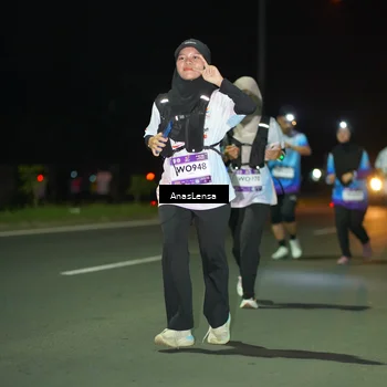 Runner Photo 7647948