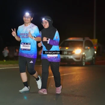 Runner Photo 7647975